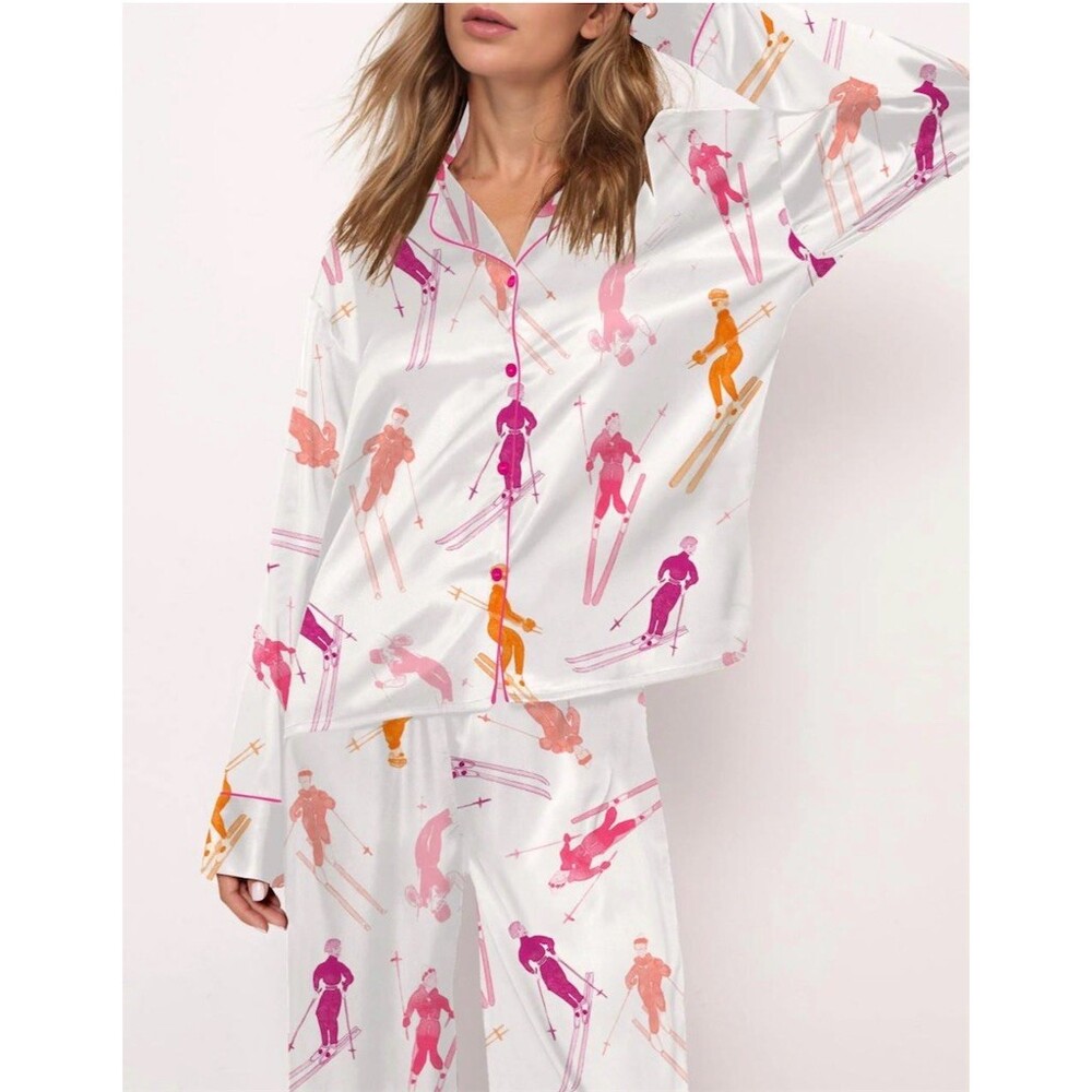 SHESHOW Pajama Set Womens Size M White Multicolor Après Ski Skier Print - Picture 1 of 4